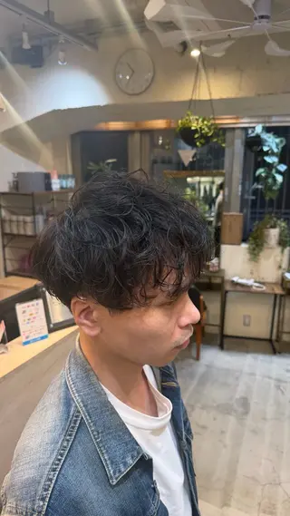 メンズ 艶カラー/ 縮毛矯正/ユズキのヘアスタイル