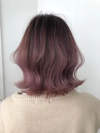 ショート カラー ヘアアレンジ 白髪ぼかしハイライト バレイヤージュヤマトのヘアスタイル