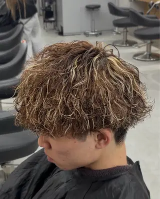 カラー パーマ メンズ メンズ特化⚡️パーマ テッタのヘアスタイル