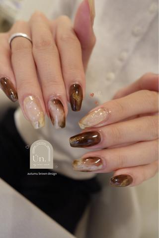 ネイル 非対面ネイルサロン Ùn.のネイルデザイン