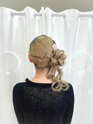 セミロング 山口 舞弥のヘアスタイル