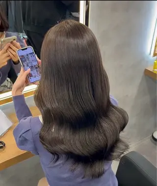 セミロング カラー ヘアアレンジ 🐥札幌赤み黄味消し /🐥ユウトのヘアスタイル