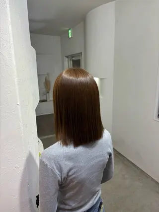 カラー ANNIE/AYU MI/ブラウンカラーのヘアスタイル