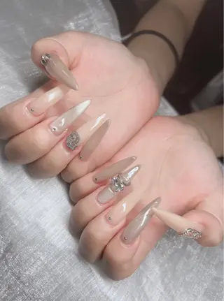 ネイル Lee Ainのネイルデザイン