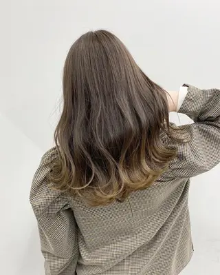 セミロング カラー パーマ ヘアアレンジ 【公式】amble luxe池袋東口🩷のヘアスタイル