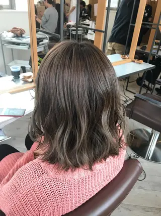 ミディアム 豊中駅3分eha レッスンモデルのヘアスタイル