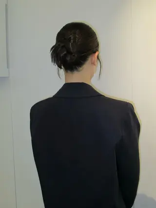 ミディアム カラー ヘアアレンジ mina 🌷のヘアスタイル
