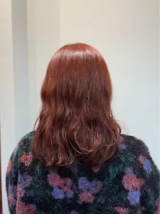 ミディアム カラー マツダテ ホノカのヘアスタイル