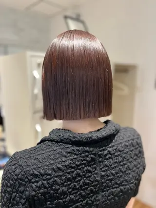 ショート カラー つぼい Floraのヘアスタイル