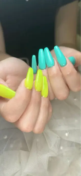 ネイル ゆみ 🌻ひまわりサロンのネイルデザイン