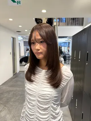 ロング カラー ブリーチ・ハイトーン 🪐✩serenaのヘアスタイル