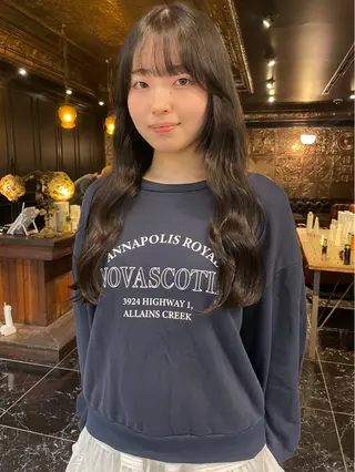 ロング カラー くびれレイヤー/艶 カラー　MADOKAのヘアスタイル