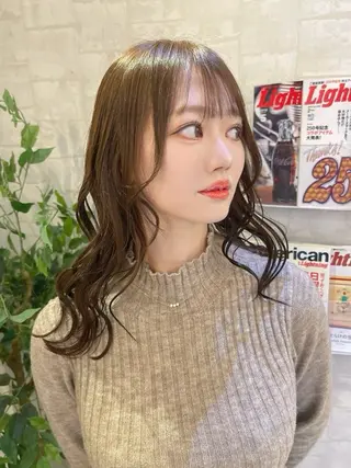 セミロング 🍭透明感カラー 志賀拓海🍬🌈のヘアスタイル