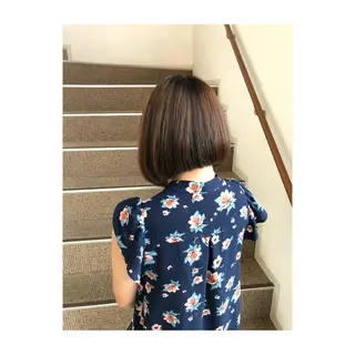 ミディアム 松戸　レイヤーカット 野口　康太郎のヘアスタイル