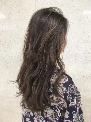 ミディアム カラー 菅村 勇亮のヘアスタイル