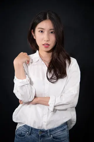 ロング Coumi 女性専用美容室のヘアスタイル