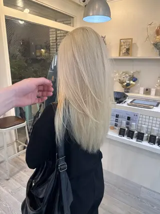 ミディアム andKおもろまち店 艶ダブルカラー✨のヘアスタイル