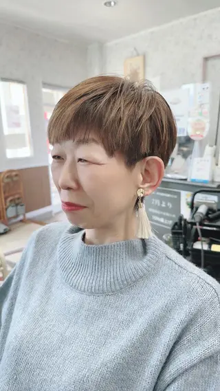 ショート カラー 髪質改善のプロ✨りな さんのヘアスタイル