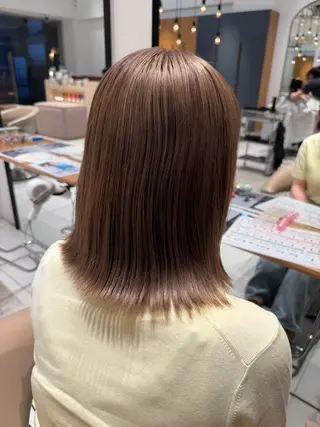 ミディアム アユミ🦋/レイヤー /透明感カラーのヘアスタイル
