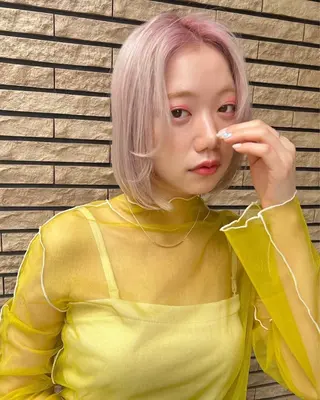 ショート カラー 﨑山莉里香🎀 カラーモデル募集のヘアスタイル