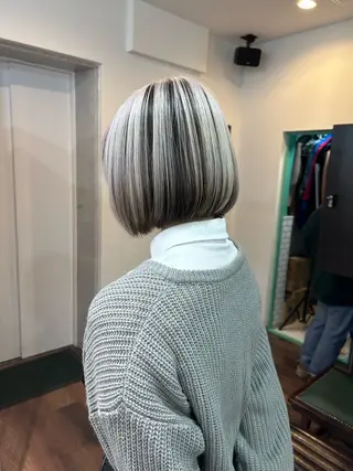 ショート カラー 🌸MAYU🌸 ハイトーン➕レイヤーのヘアスタイル