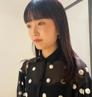 セミロング カラー やまもと さえのヘアスタイル