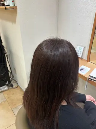 カラー 工藤 榛透のヘアスタイル