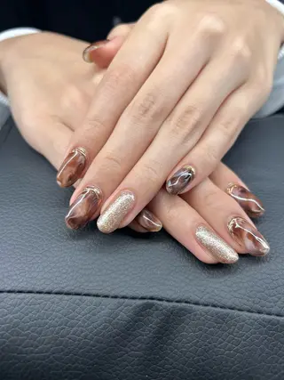 ネイル 中村 春菜のネイルデザイン