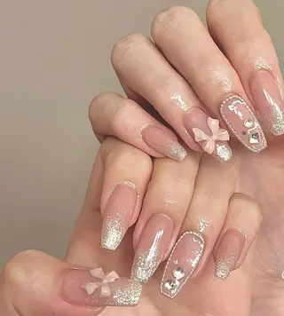 ネイル HIN NAILのネイルデザイン
