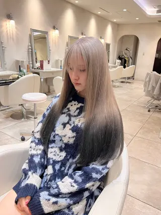ロング カラー 菅沼 花琳のヘアスタイル