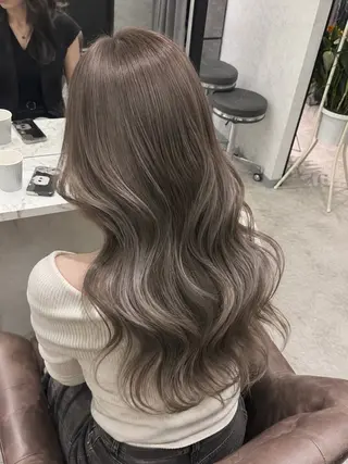 セミロング カラー 🦋透明感カラー✖️ 髪質改善🦋光希のヘアスタイル