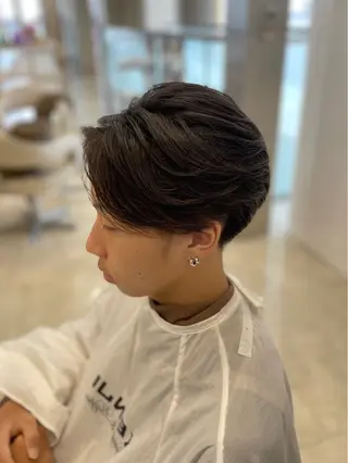 メンズ シャドウパーマ／骨格 矯正カット　トモキのヘアスタイル