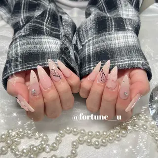 ネイル 💜✩.* Yuuna💜のネイルデザイン