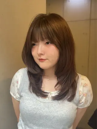 ミディアム カラー 韓国レイヤー/透明感 カラー/RIN🎀のヘアスタイル