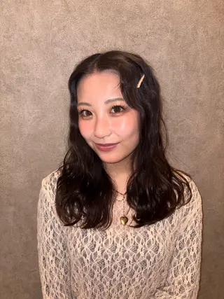 ロング さくらこ/オリーブ カラー/カラーモデルのヘアスタイル