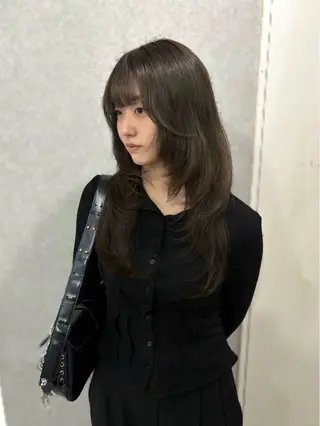 ロング カラー 盛れる顔まわり✨🎀 レイヤー別所好葉のヘアスタイル