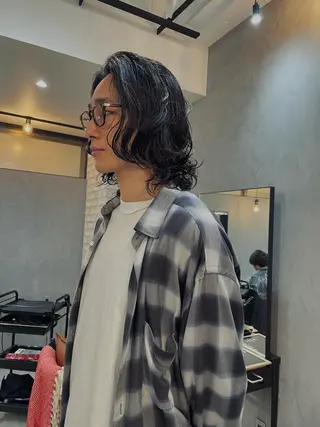 ミディアム パーマ メンズ Basis 田口豪司のヘアスタイル