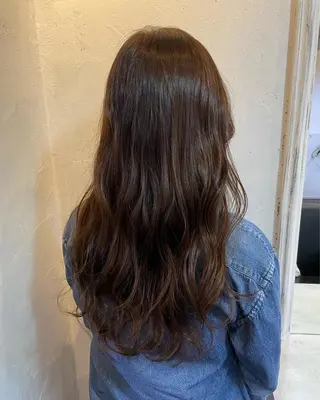 ロング Babylone 飯尾 香音のヘアスタイル