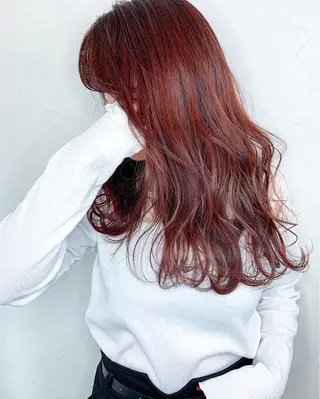 ミディアム カラー Luxbe hakataのヘアスタイル