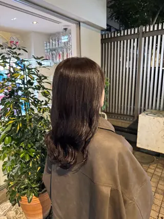 セミロング カラー 透明感カラー🌱 🍑天野琴音🍑のヘアスタイル