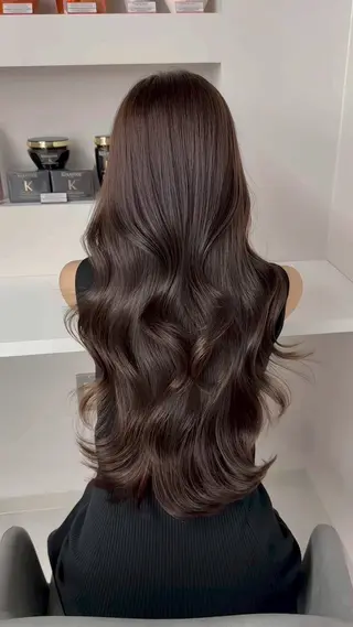 ロング モリシタ チョウのヘアスタイル
