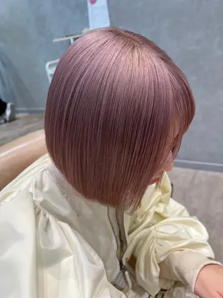 ショート カラー ハイトーンカラー が絶対可愛い✨泰聖✨のヘアスタイル