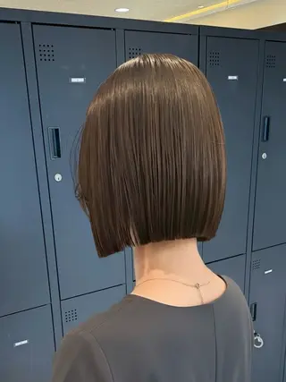 ショート 𝗠𝗜𝗞𝗨︎ ︎✦︎.ワンカラーのヘアスタイル