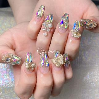 ネイル Queens テイのネイルデザイン