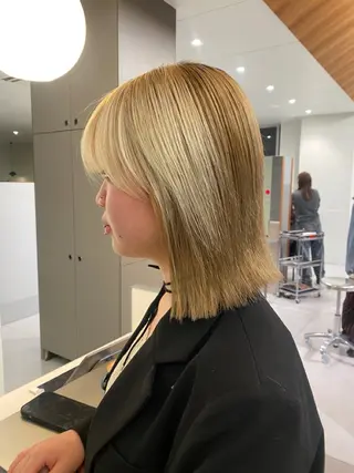 セミロング カラー 履歴回収❎ブリーチ/ レイヤーボブ🪄aiのヘアスタイル