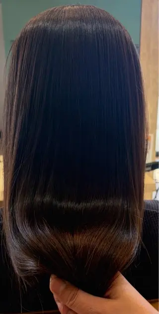 ロング ラプチャー 野牧歩果のヘアスタイル