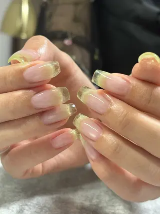 ネイル FIORITURA Maikoのネイルデザイン
