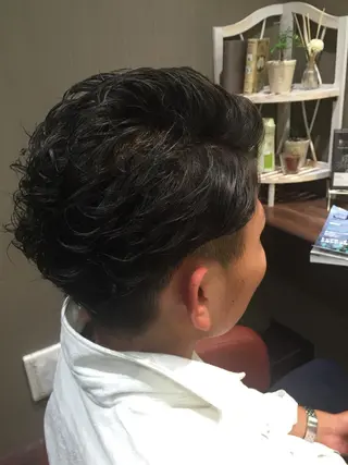 ショート パーマ メンズ 田中 裕也のヘアスタイル