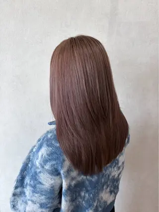 セミロング カラー 山口 留奈のヘアスタイル