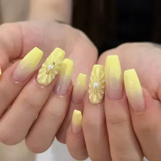 ネイル Bianca栄店 小林のネイルデザイン